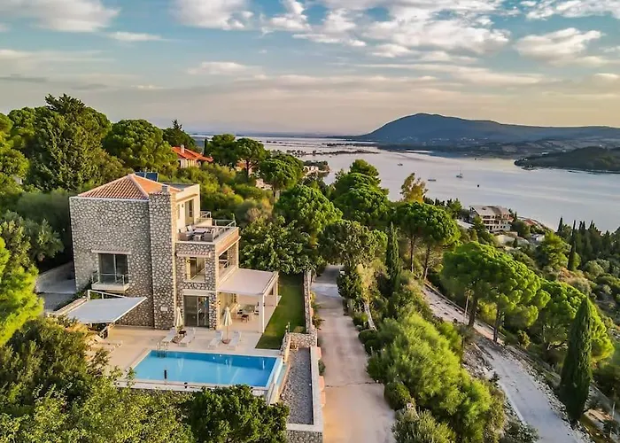 Villa Regina, With Superb Views Lygia (Lefkada)