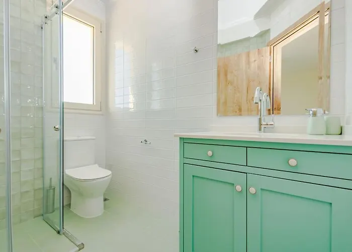 Regina, With Superb Views Lygia (Lefkada)