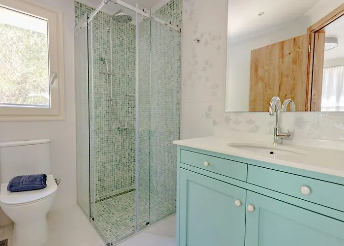 Regina, With Superb Views Lygia (Lefkada)