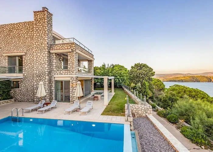 Regina, With Superb Views Villa Lygia (Lefkada)